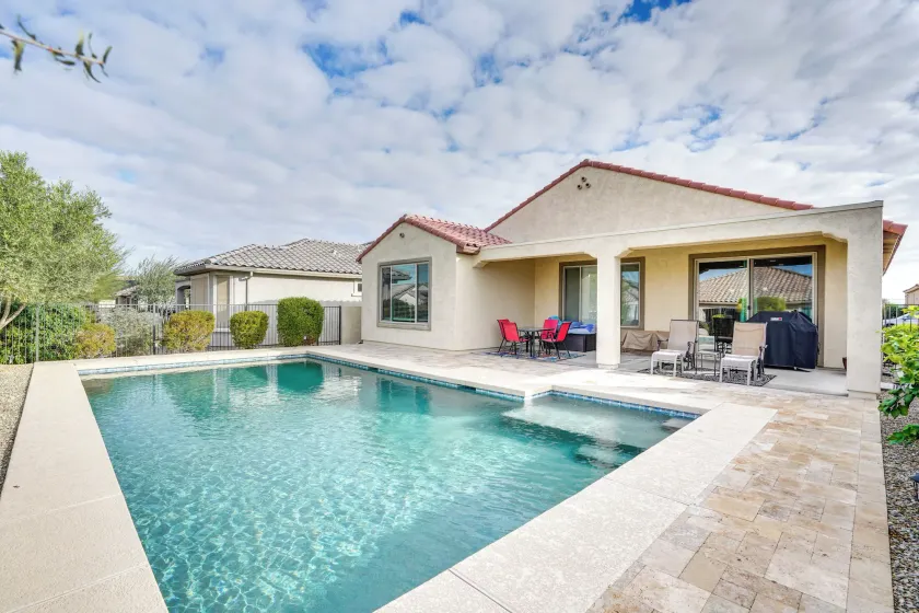 Outdoor Oasis & Amenity Access: Buckeye Retreat - Image 1