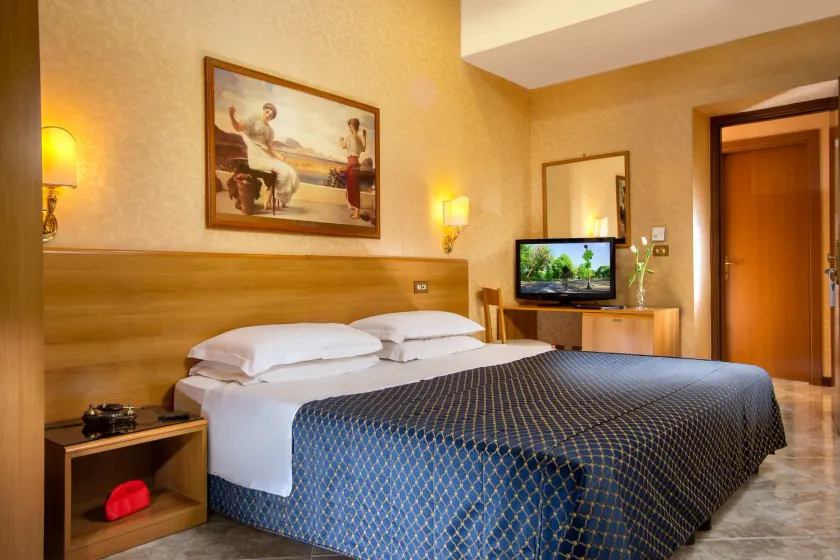 Hotel Amalia - Image 1
