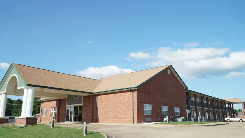 Rodeway Inn Beebe - Image 1