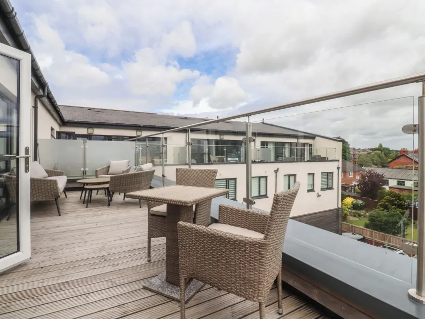 Apartment 20, River View - Image 1