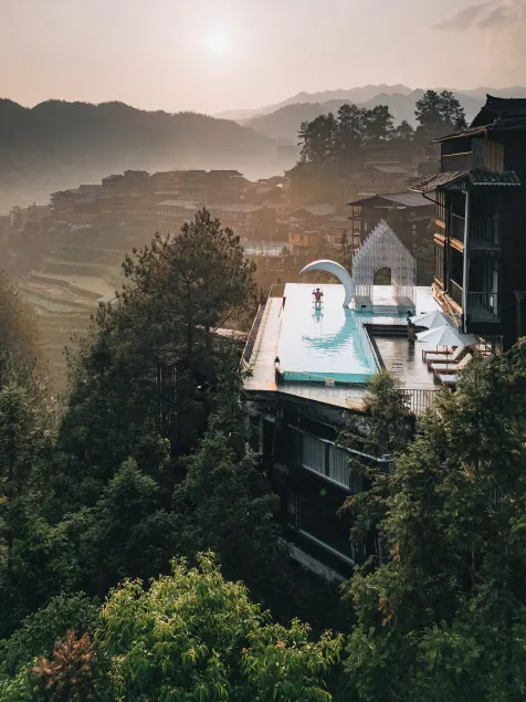 Sanchunli Meng Resort Hotel - Image 1