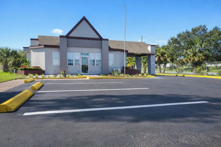 Motel 6 Lake City, FL – Medical Center - Image 1