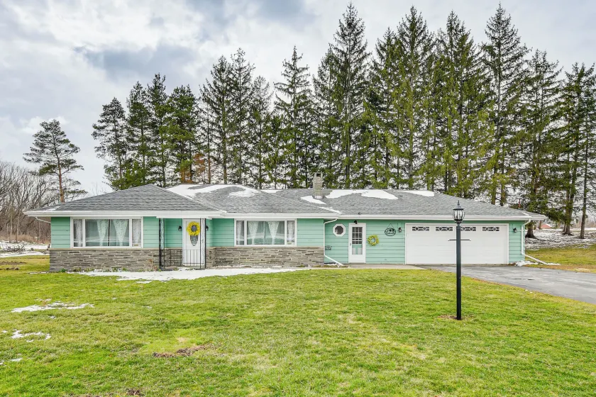 Rural Byron Retreat w/ Scenic Surroundings + Yard! - Image 1