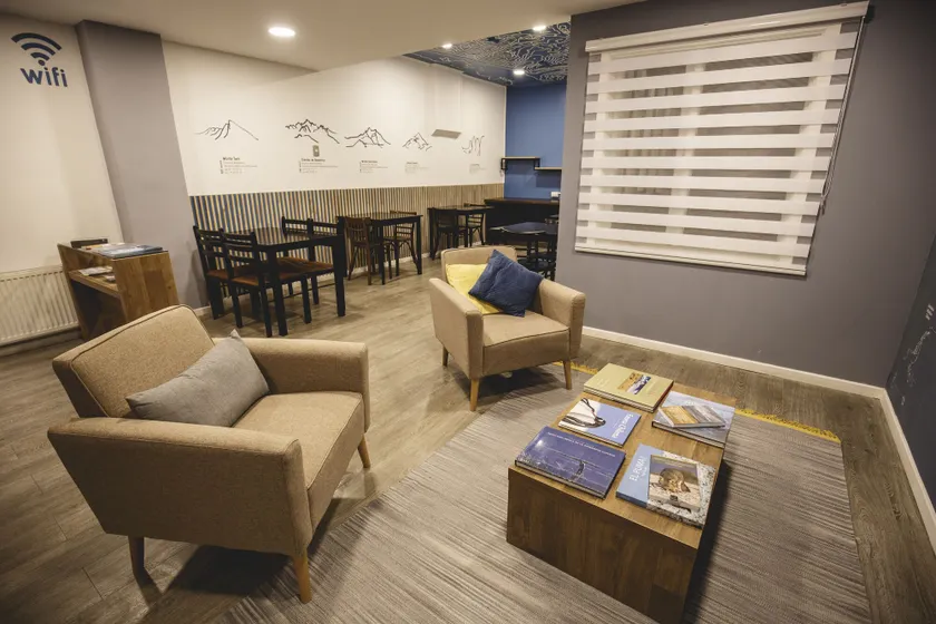 Hostal Ventisqueros - Image 1