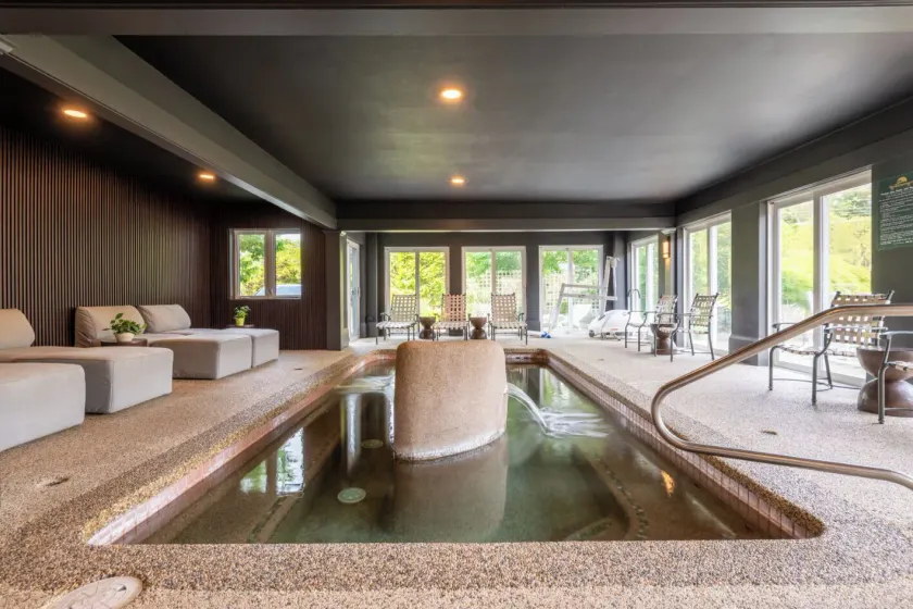 The Meadowmere Resort - Image 1