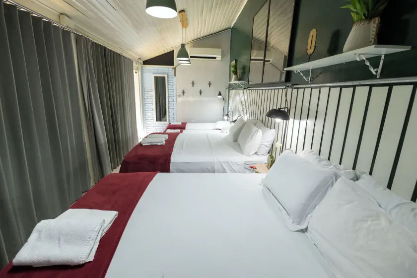 Happiness House Hospedagem - Zimmer