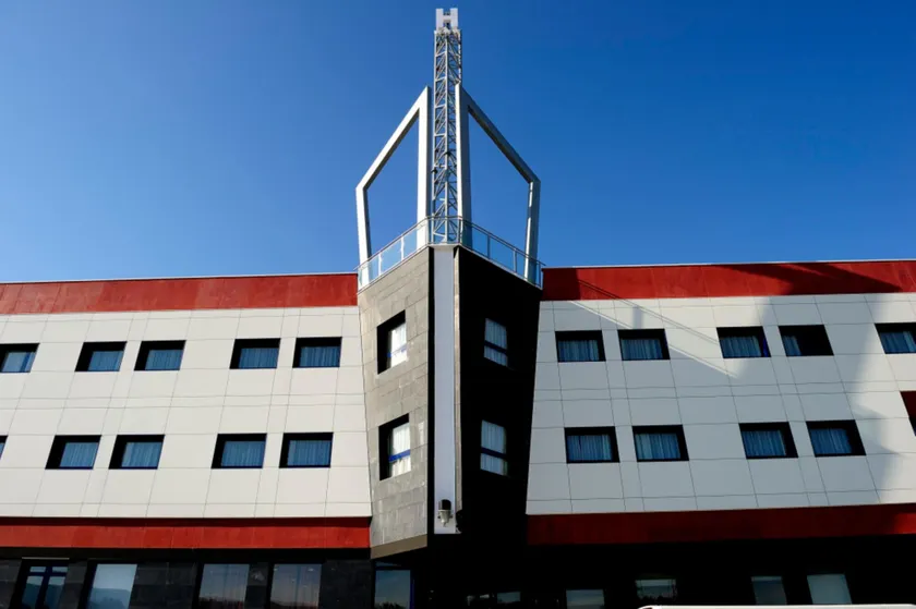 Hotel Naval Sestao - Image 1