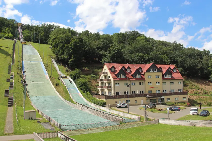 REGIOHOTEL Schanzenhaus Wernigerode - #Wellnessbereich #NaturAuszeitHarz #RuhigAmWald #FreeParking - Image 1