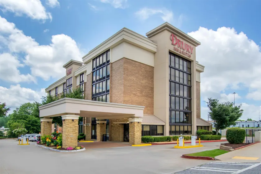 Drury Inn & Suites Atlanta Morrow - Image 1