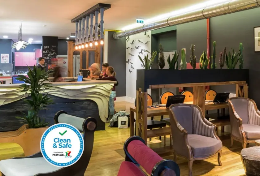 Nice Way Porto Hostel - Image 1