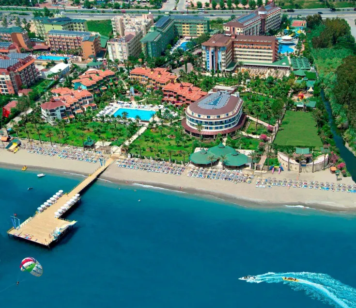 Saphir Hotel & Villas - Image 1