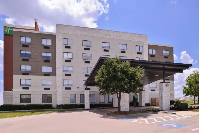 Holiday Inn Express Hotel and Suites Mesquite by IHG - Image 1