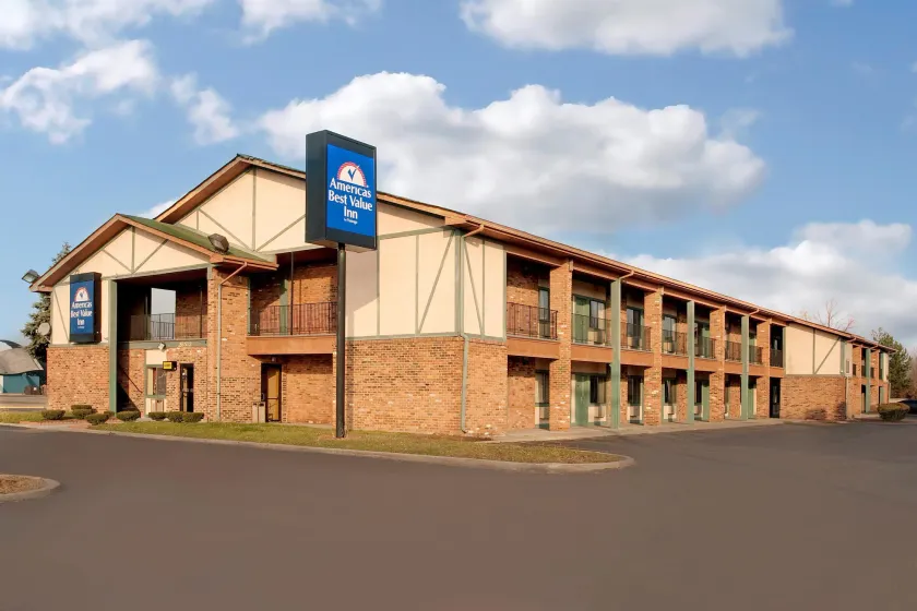 Americas Best Value Inn-Livonia/Detroit - Image 1