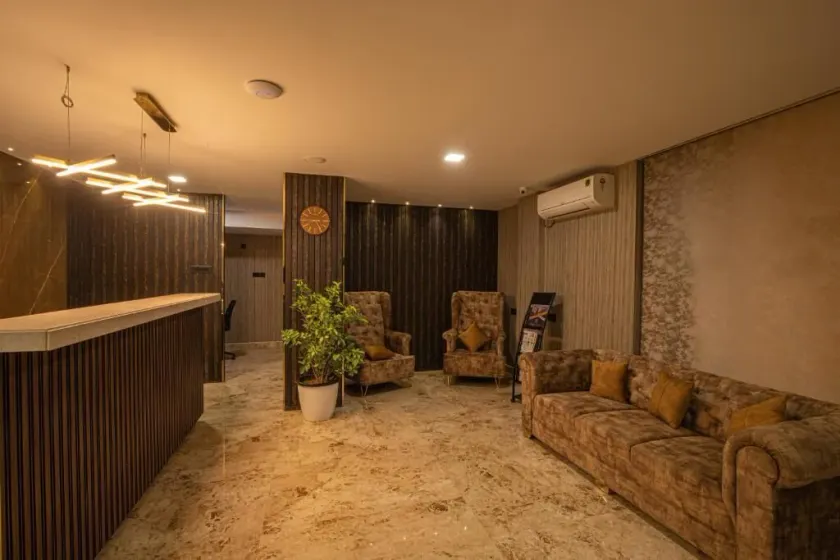 Windstone Residency - Lobby