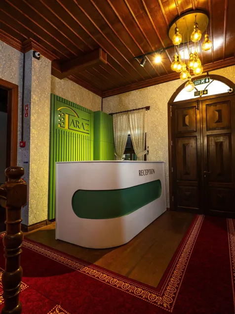 Araz White House - Image 1