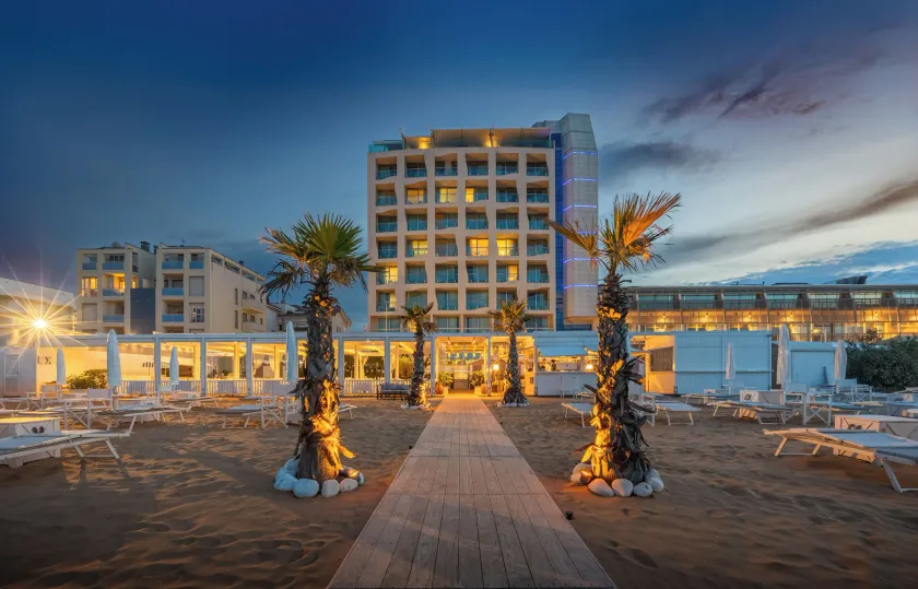 Excelsior Hotel, SPA & Lido - Preferred Hotels & Resorts - Image 1