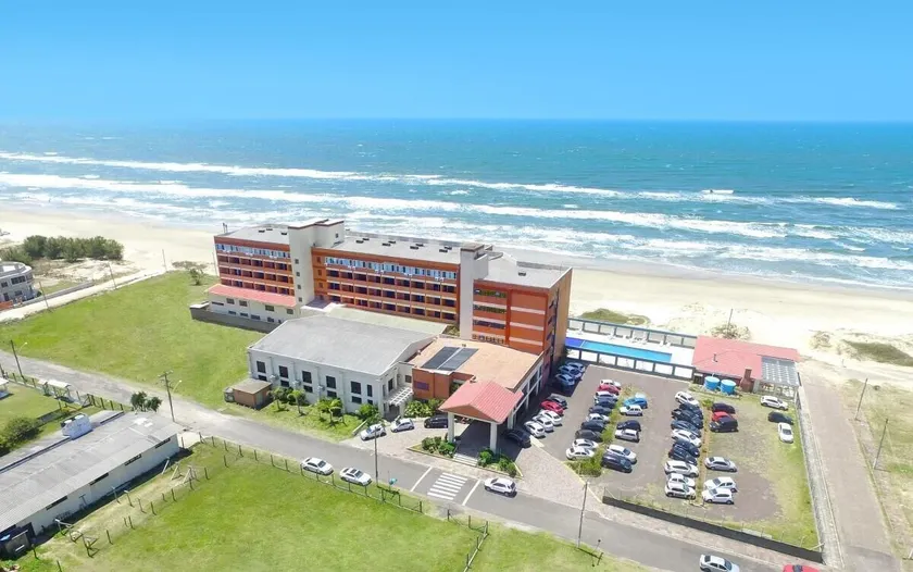 Hotel Araçá - Image 1