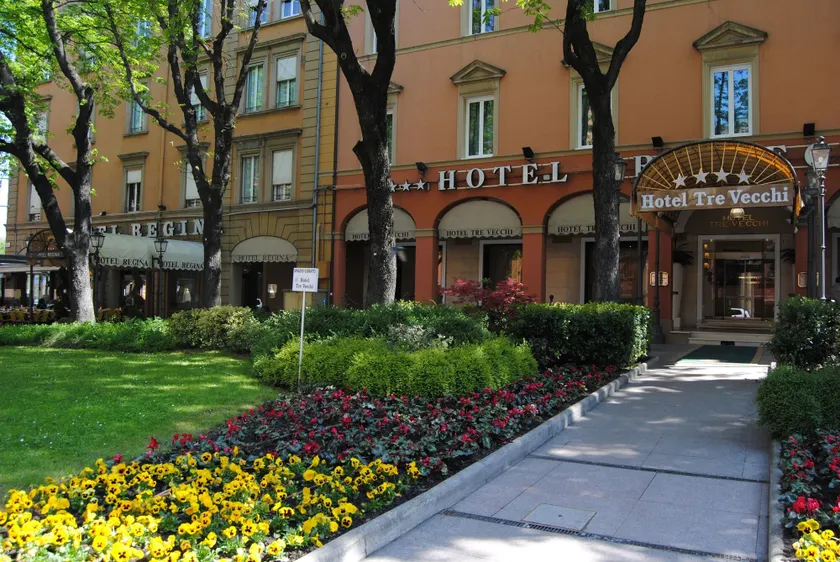 Zanhotel Tre Vecchi - Image 1