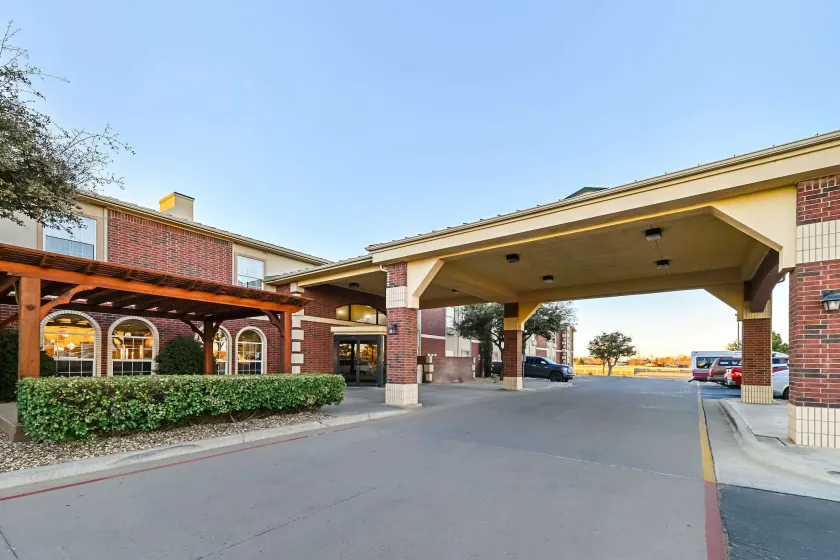 Quality Inn & Suites Lubbock South - Image 1