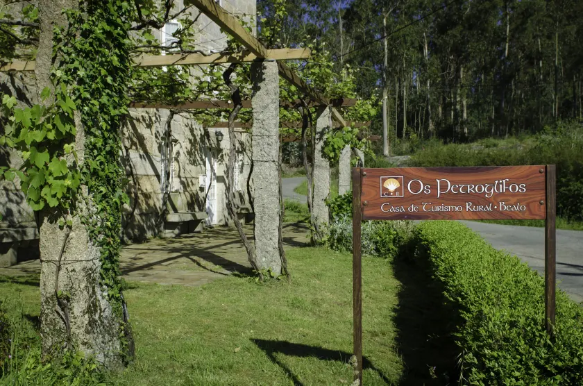 Casa de Turismo Rural Os Petroglifos - Image 1