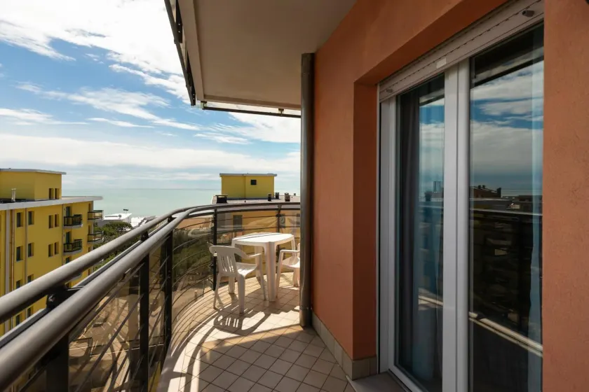 Hotel Sheila - Image 1