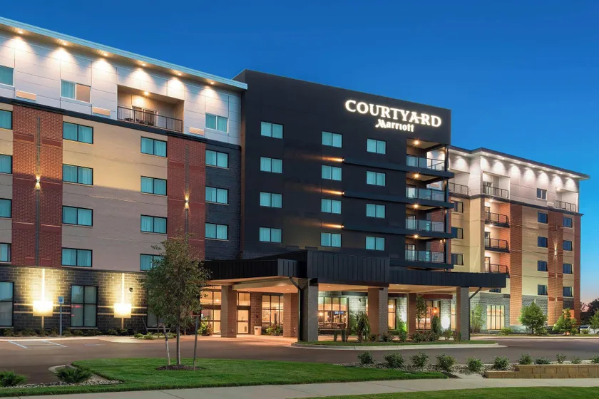 Courtyard by Marriott Mt. Pleasant at Central Michigan University - Image 1
