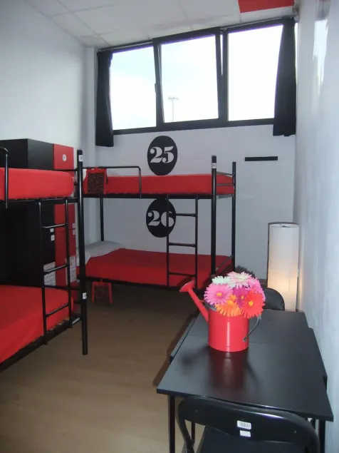 Bilbao Akelarre Hostel - Image 1