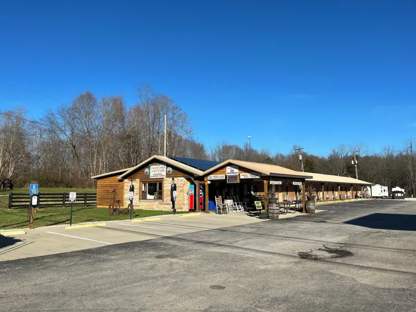 Lincoln Lodge - Image 1