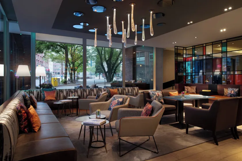 Renaissance Hamburg Hotel - Image 1