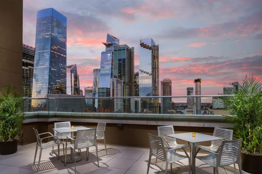 Doubletree by Hilton New York Times Square South - Image 1