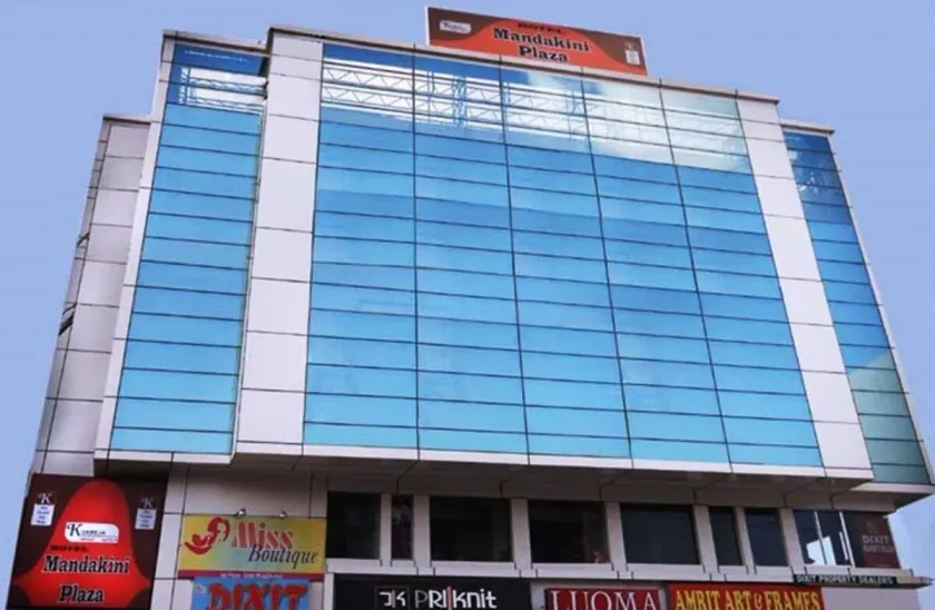 Hotel Mandakini Plaza - Image 1