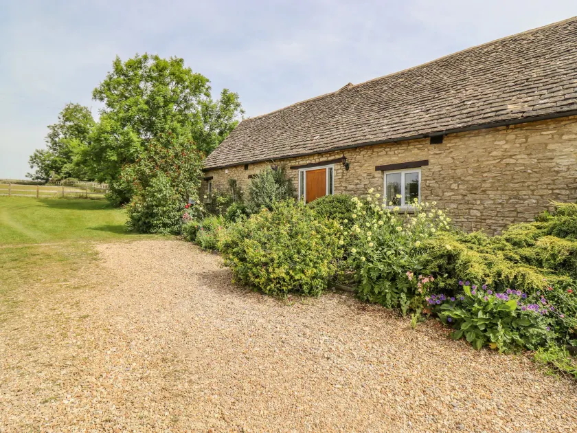 Pheasant Cottage - Image 1
