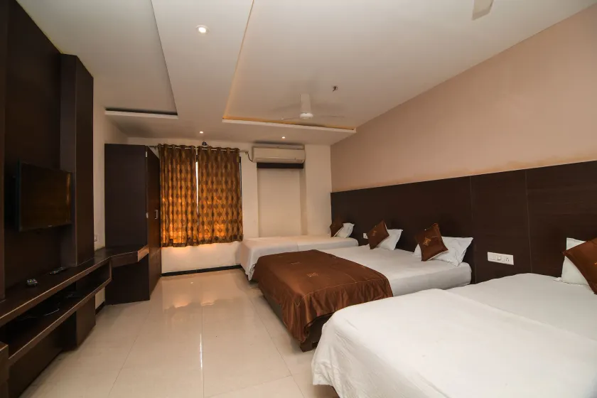 Hotel Shreeram - Image 1
