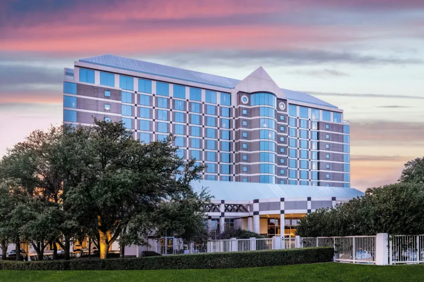 Renaissance Dallas North Hotel - Image 1
