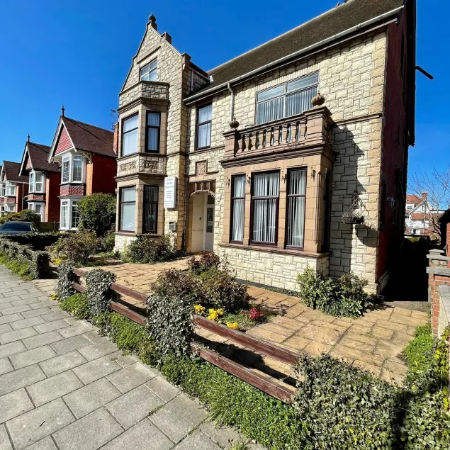 Diamond Apartments Skegness - Image 1