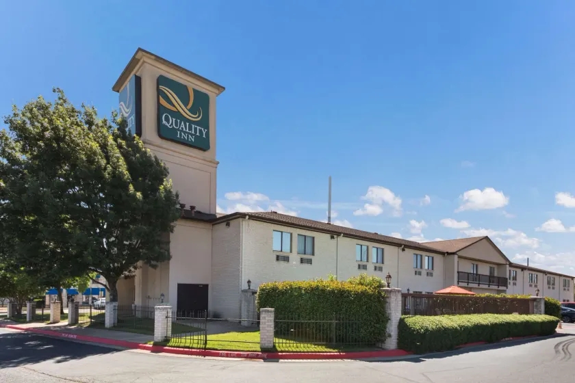 Quality Inn Cedar Park - Austin Northwest - Image 1