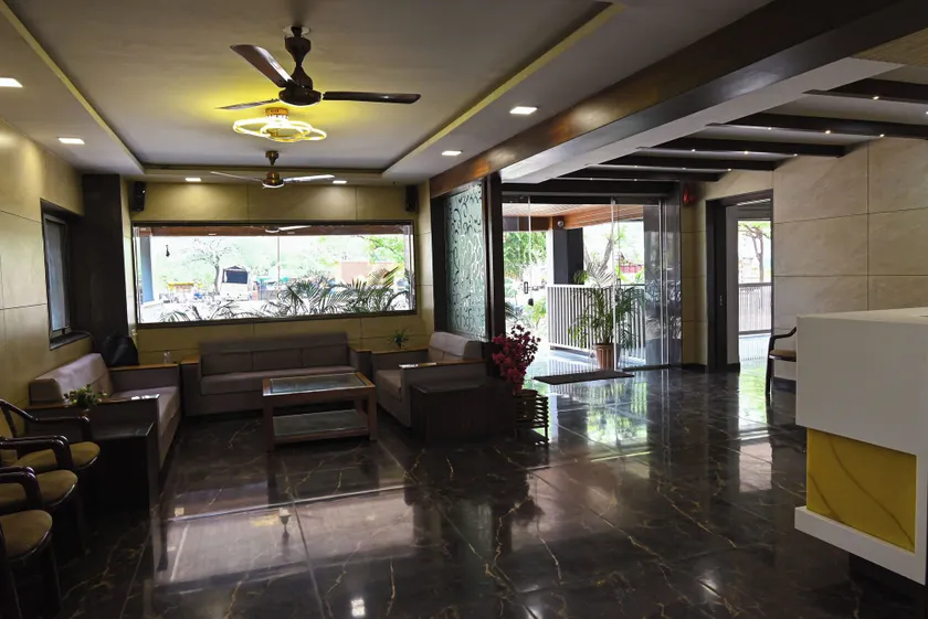 Pritam Park Hotel - Recepción