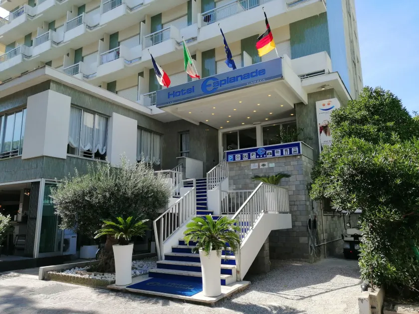 Hotel Esplanade - Image 1
