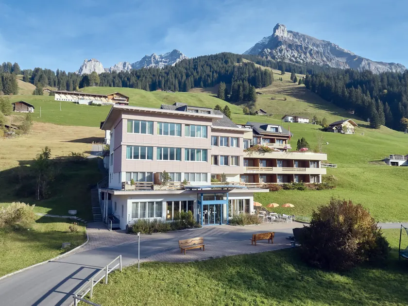 Ferien- und Familienhotel Alpina Adelboden - Image 1