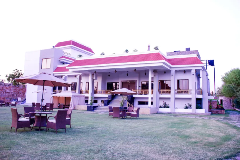 Riverarch Greenfields Resorts - Image 1