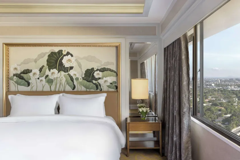 Dusit Thani Manila - Image 1