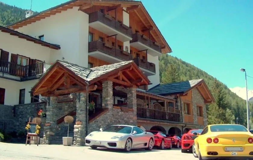 Hotel Beau Sejour - Image 1