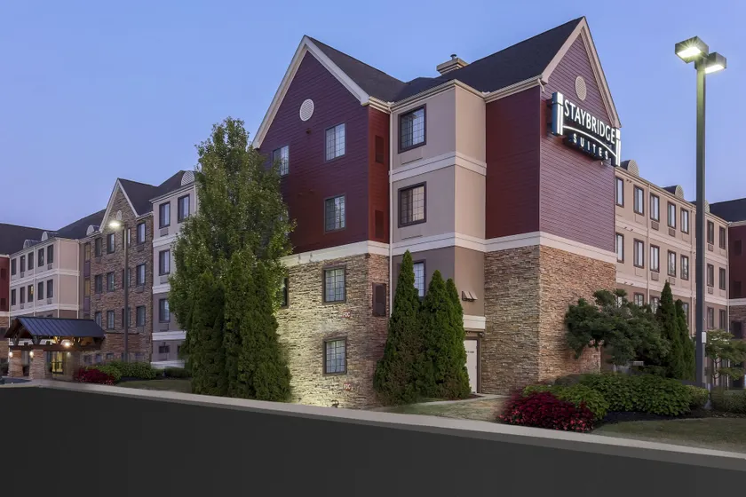 Staybridge Suites Columbus-Dublin by IHG - Image 1