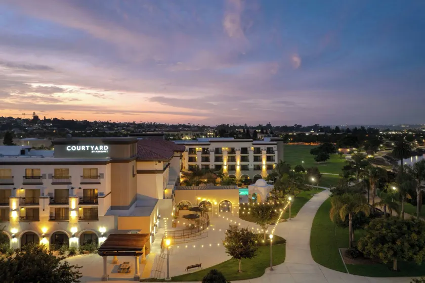 Courtyard San Diego Airport/Liberty Station - Image 1