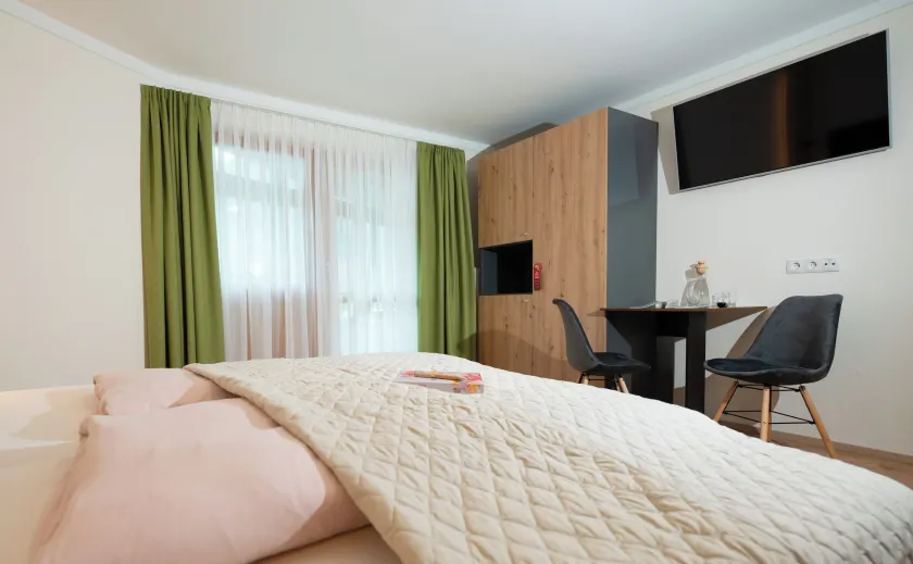 small and cozy Gasthof Rieder Stubn B & B on - site Restaurant and Pinseria - Image 1