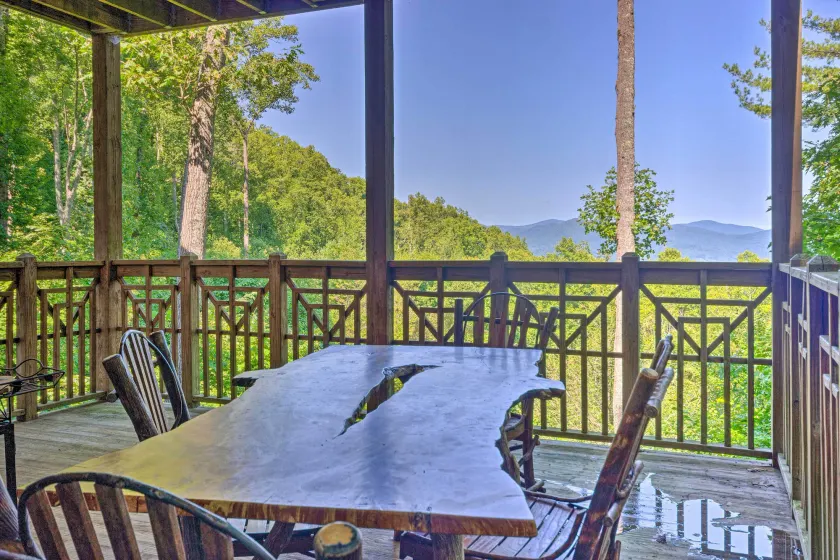 Mountain Air Condo w/ Deck & Views, Pets Welcome! - Image 1
