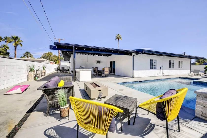 Private Pool & Spa: Stylish Palm Springs Home! - Image 1