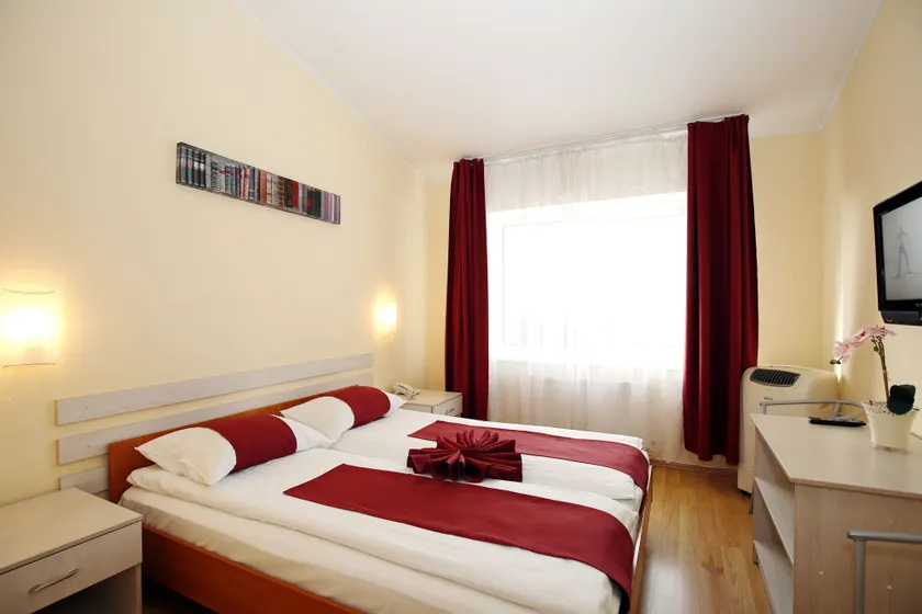 Apart Hotel Tomo FREE PARKING - Image 1