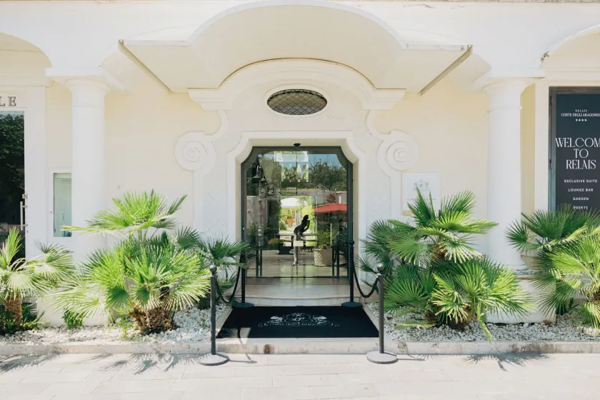 Relais Corte Degli Aragonesi - Image 1