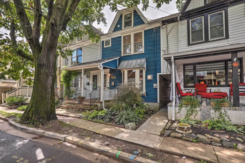 Charming Lambertville Retreat - 1 Mi to River! - Image 1